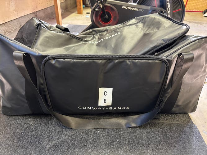 Conway and Banks adult XL Hockey bag