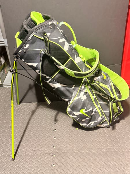 Men's Nike Extreme Sport IV Stand Golf Bag (8-way) | SidelineSwap