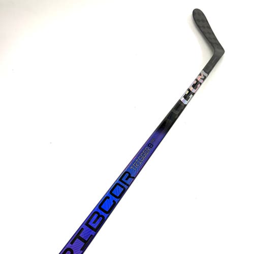 CCM Trigger 8 Pro LH 85 Flex P28 - RH2123
