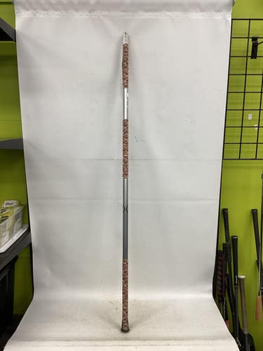Used Warrior BURN DEFENSE SHAFT Mens Def/LSM LAX Shaft Silver 11851-S000048274