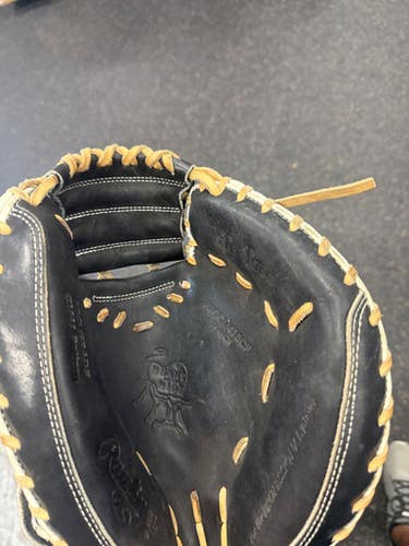 Used Rawlings HEART OF THE HIDE BB/SB Catchers RH Throw Black 34" 11337-S000490157