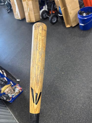 Used Easton EASTON 110 BB/SB Wood Bat 32" 11337-S000490155
