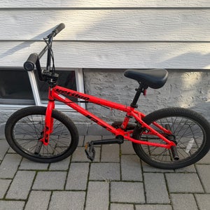 Unisex GT Vertigo BMX Bike 16.5" (Used)