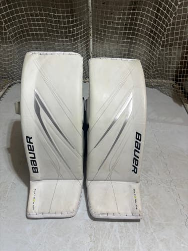 35" Large Bauer Vapor Hyperlite 2 Goalie Leg Pads (Used)