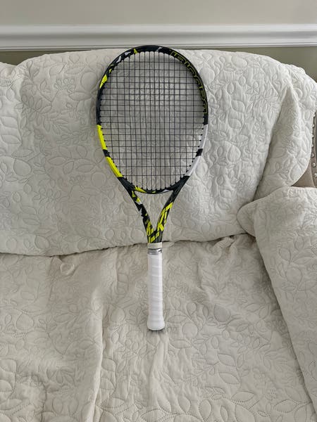 Babolat Pure Aero team 2023 Tennis Racquet G1 Grip Size 4 1/8 