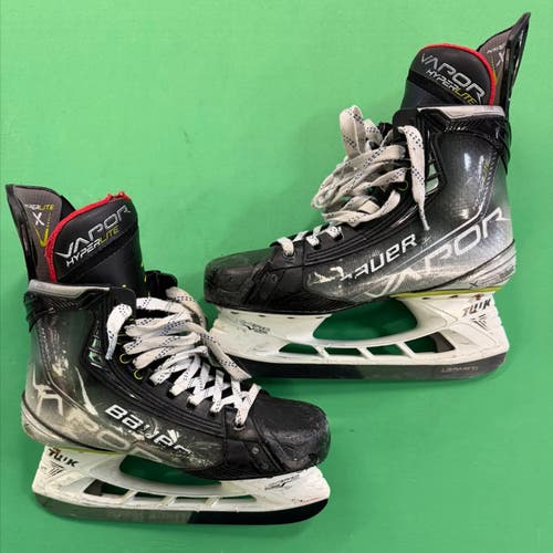 Bauer Vapor Hyperlite Hockey Skates | Size 7 Fit 1