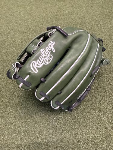 Rawlings Heart of the Hide RH Outfield Baseball Glove 12.25" (New)