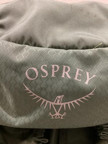 Used Osprey ARIEL 55 Internal Frame Backpack Green 11725-S000501569