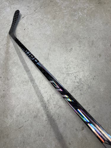 87 Flex P92 Senior Bauer Pulse Right Hand Hockey Stick (New) Pro Stock