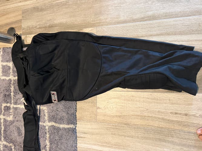 Referee (Used)
