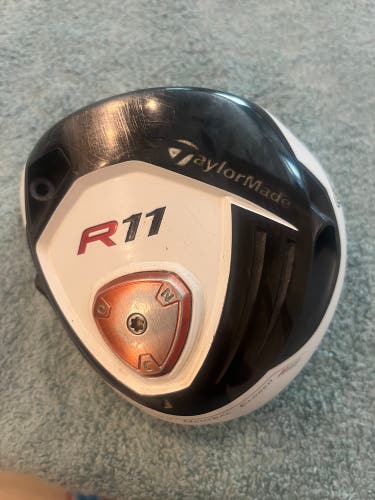Men's 2011 TaylorMade R11 Left Hand Driver (Used)