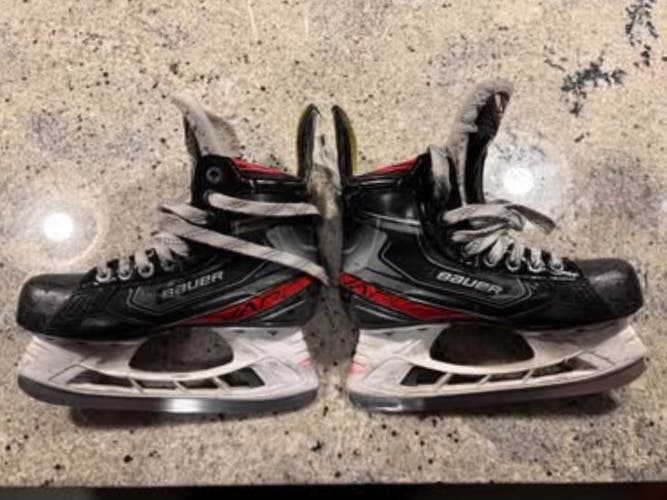 Bauer Vapor X2.9 Hockey Skates Size 3.5 (Used)