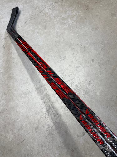 2 PACK 70 Flex Custom P28 Senior Bauer Pulse Right Hand Hockey Stick (New) Pro Stock
