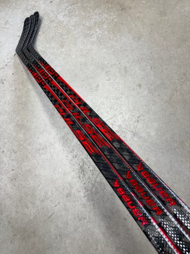 3 PACK 70 Flex Custom P28 Senior Bauer Pulse Right Hand Hockey Stick (New) Pro Stock