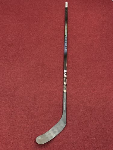 CCM Ribcor Trigger 8 Pro Right Handed Hockey Stick P29 100 Flex Pro Stock (New) item#PSBBT8