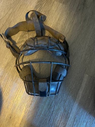 Champion Catcher's Mask (Used)