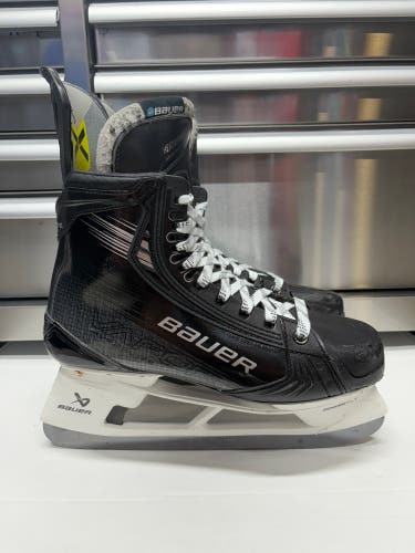Bauer Vapor Hyperlite 2 Hockey Skates Size 11 FIT 2 296mm (Like New) NHL Pro Stock