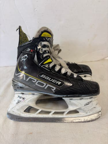 Bauer Vapor 3X Hockey Skates Regular Width Size 3 (Used)