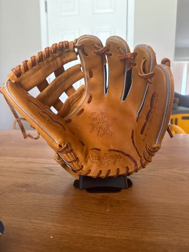 Rawlings Heart of the Hide RH Baseball Glove 12" (Used)