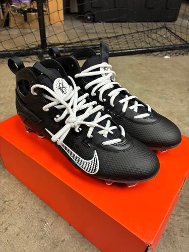 Black Unisex Size M 9.5 (W 10.5) Adult Nike Huarache 9 Elite Mid Mid Top Molded Cleats (New)