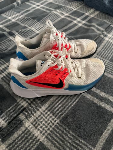 Unisex Size M 11.0 (W 12.0) Adult Nike Kyrie Flytrap 4 Shoes (Used)