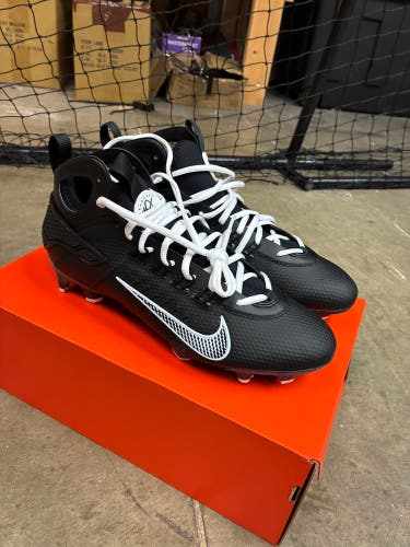 Black Unisex Size M 11.0 (W 12.0) Adult Nike Huarache 9 Elite Mid Mid Top Molded Cleats (New)