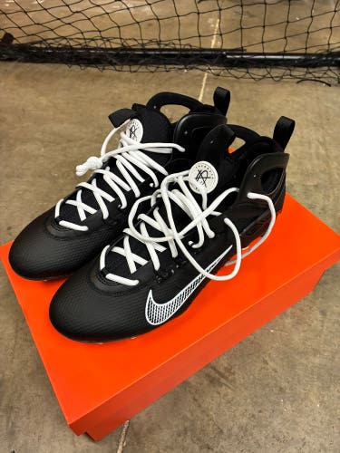 Black Unisex Size M 12.0 (W 13.0) Adult Nike Huarache 9 Elite Mid Mid Top Molded Cleats (New)