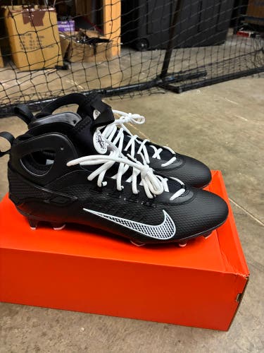 Black Unisex Size M 12.5 (W 13.5) Adult Nike Huarache 9 Elite Mid Mid Top Molded Cleats (New)