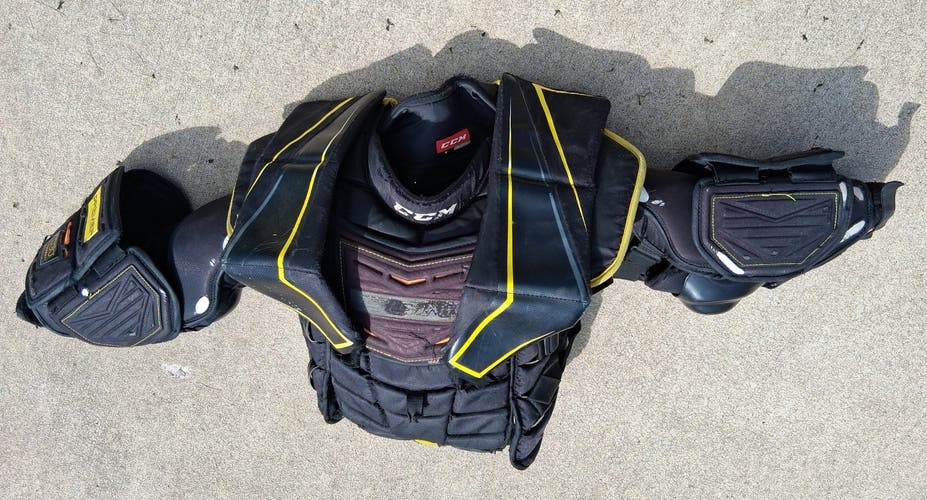 SR Small CCM Premier Pro Goalie Chest Protector (Used)
