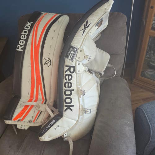 34" Reebok 18K Goalie Leg Pads (Used)