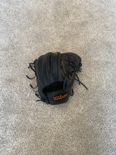 Wilson A2K RH Pitcher's Baseball Glove 12" (Used)