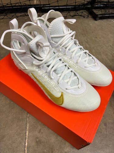 Gold Unisex Size M 8.0 (W 9.0) Adult Nike Huarache 9 Elite Mid Mid Top Molded Cleats (New)