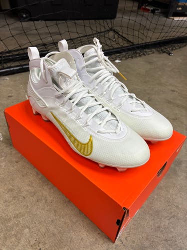 Gold Unisex Size M 11.5 (W 12.5) Adult Nike Huarache 9 Elite Mid Mid Top Molded Cleats (New)