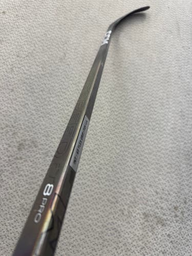 Intermediate Black CCM JetSpeed FT8 Pro Left Hand Hockey Stick P29+1/4 65 Flex (New)