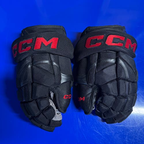 Carolina Hurricanes Stadium Series CCM HG12 Gloves 13" Pro Stock (Used)