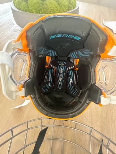 Youth Bauer Re-Akt 90 Hockey Helmet w/ Cage - Gold