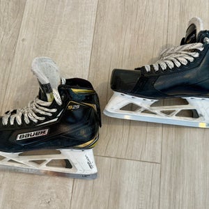 Ice Hockey Goalie Skates (BAUER Supreme S29)