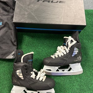 Intermediate True Pro Custom Hockey Skates (Regular) Pro Stock Size 6 (New)