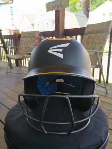 Youth/Jr. 6 1/2" - 7 1/8" Easton Z5 2.0 Batting Helmet (Used)
