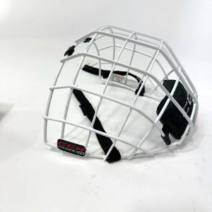 Used White CCM FM680 Cage | Senior Medium | R258
