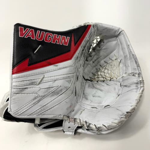 Used Chicago Blackhawks Soderblom Vaughn SLR4 Goalie Gloves | Regular | BH380