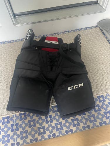 Junior Large CCM E2.5 Hockey Goalie Pants (Used)