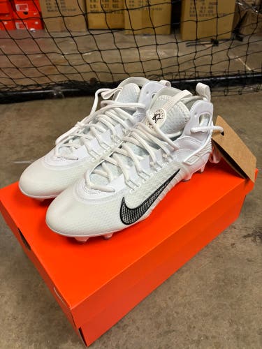 White Unisex Size M 7.5 (W 8.5) Adult Nike Huarache 9 Elite Mid Mid Top Molded Cleats (New)