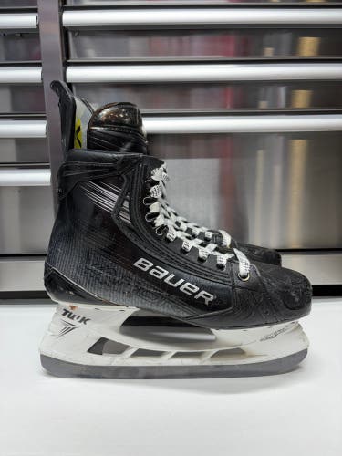 Bauer Vapor Hyperlite2 Hockey Skates Size 8 FIT 1 272mm (Used) OHL Pro Stock