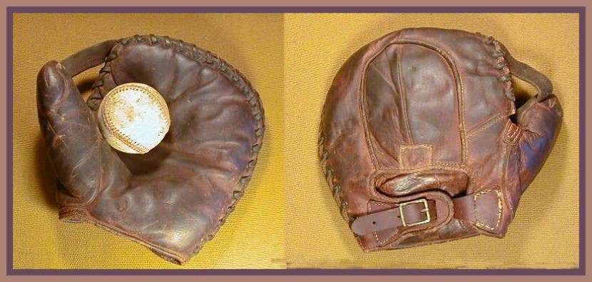 Vintage Rawlings  Baseball Glove (Used) circa 1915