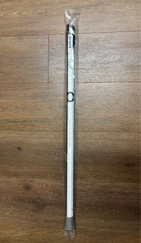 BNWT Warrior Evo V Alloy Core Carbon Lacrosse Shaft