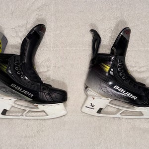 Bauer Vapor Hyperlite 2 Skates Size 6.5 Fit 2 (Mild Use)