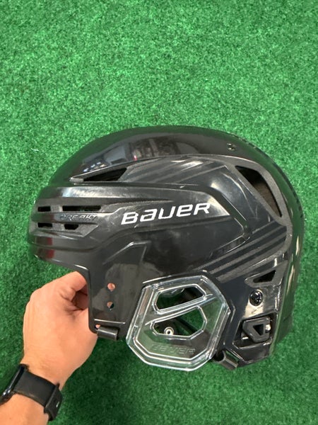 Black Medium Bauer Re-Akt 85 Helmet (Used)