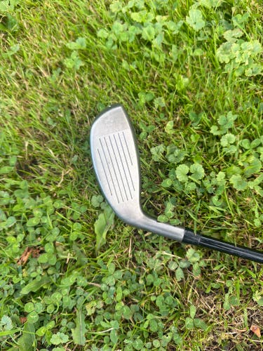 Men's Mizuno JPX Fli-Hi Right Handed Hybrid Regular Flex 4H Graphite Shaft (Used)