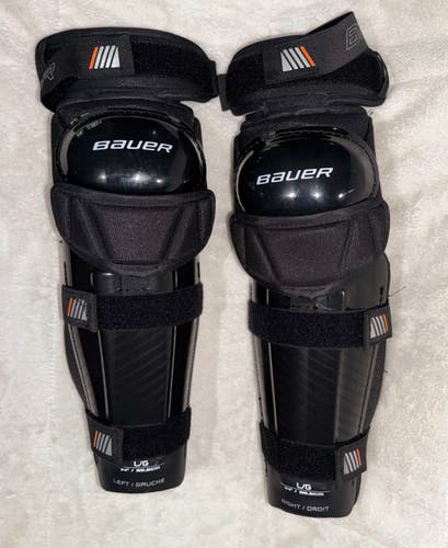 Bauer Official's Shin Guard Size 14" L/G (Used Like New)